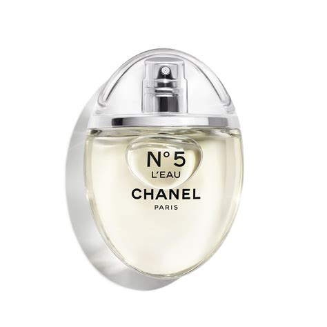 chanel leau prive|Chanel 2022 no5 edition.